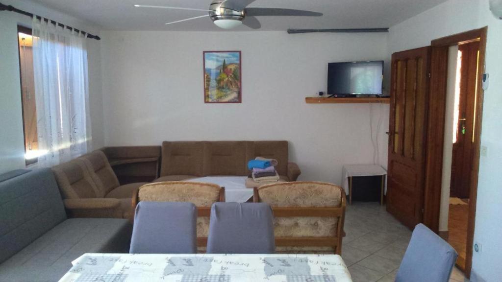 Apartments Ninske Vodice Room photo